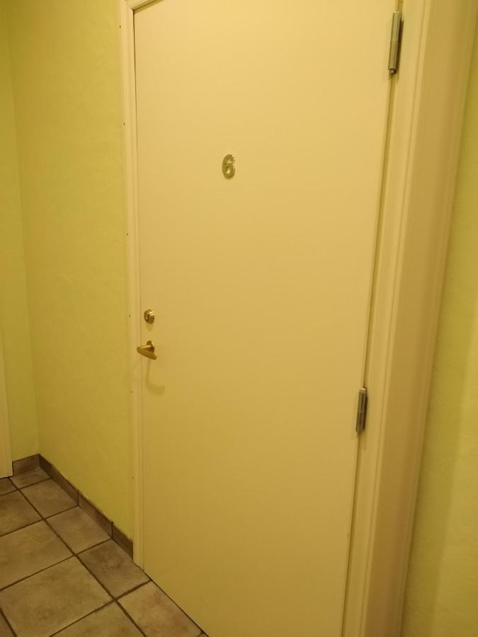 Kauba 6-6 Apartment Курессааре Екстер'єр фото