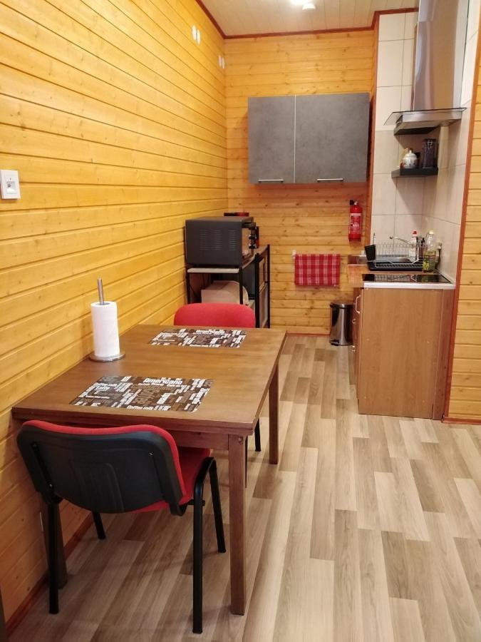 Kauba 6-6 Apartment Курессааре Екстер'єр фото